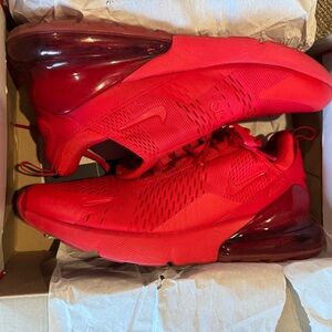 Nike Air Max 270 Triple Red